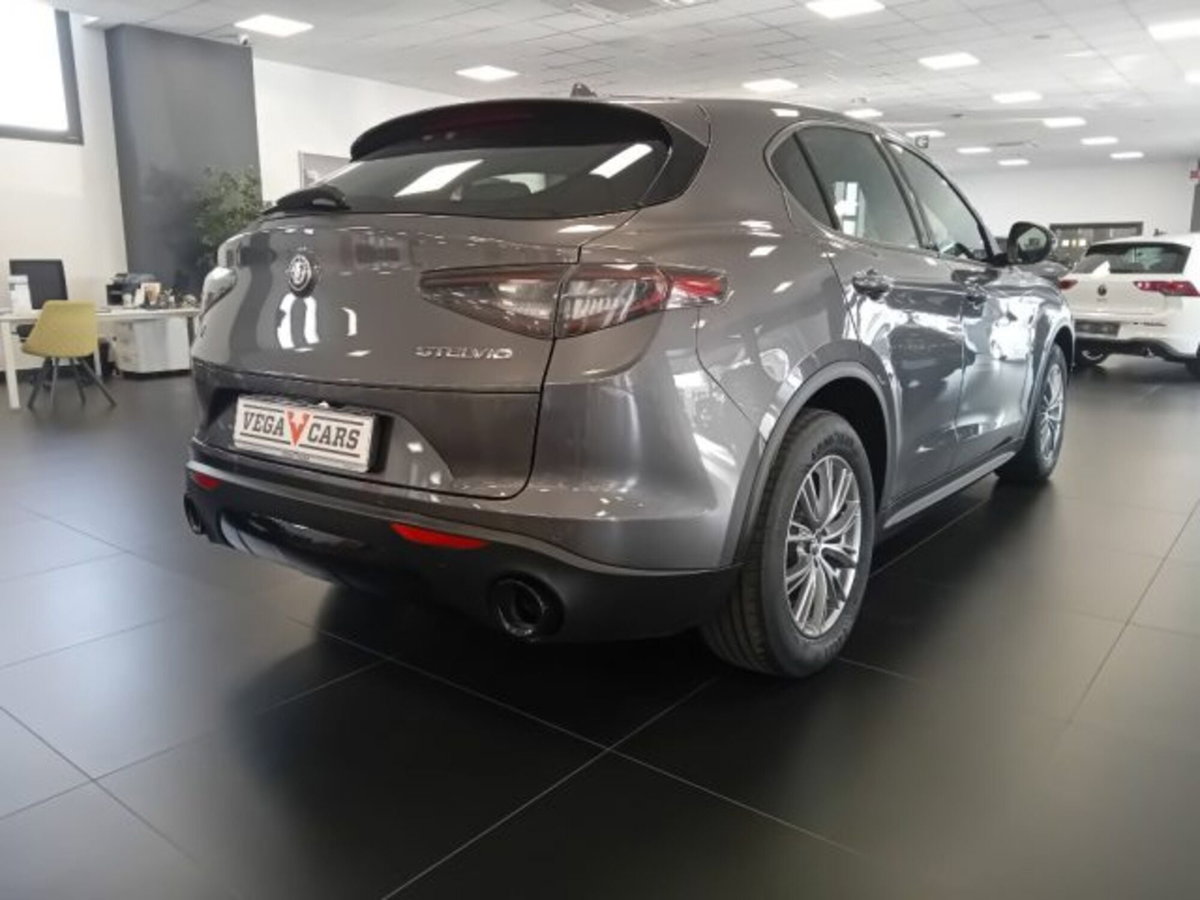 Alfa Romeo Stelvio Stelvio 2.2 Turbodiesel 210 CV AT8 Q4 6C Villa D'este (8)